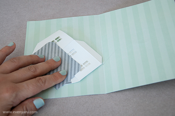 House Pop Up Card // tutorial // evenyaru.com 