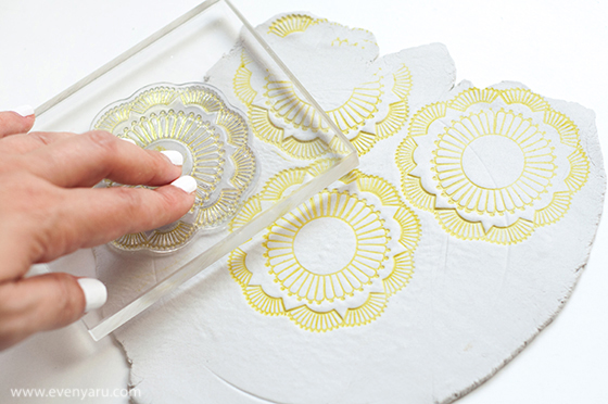 stamped plates tutorial | evenyaru.com