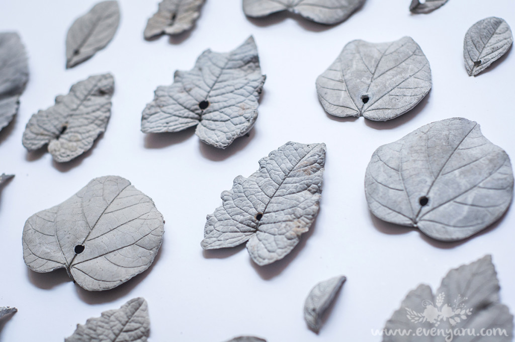 DIY Cement Leaves gift tag // evenyaru.com