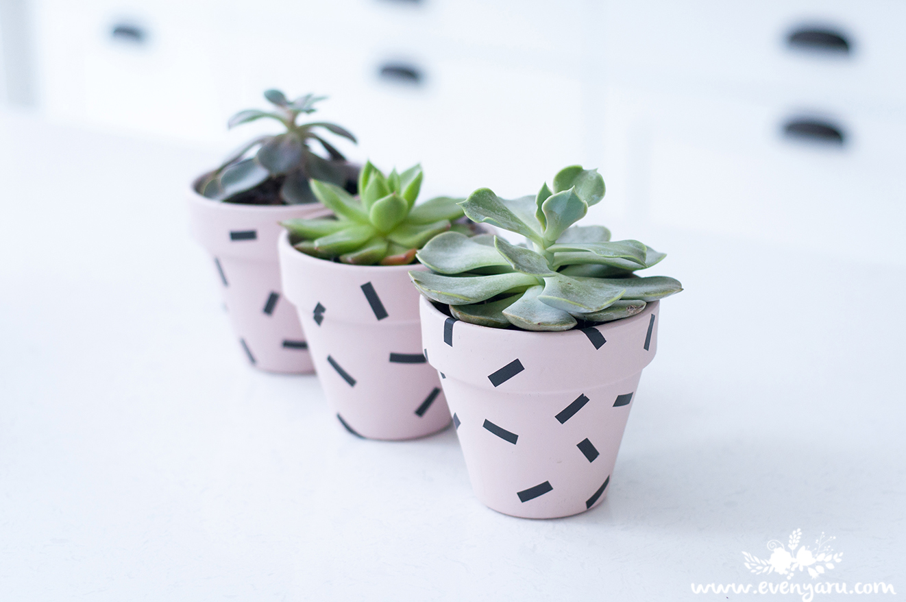 DIY "sprinkled" painted pots //www.evenyaru.com