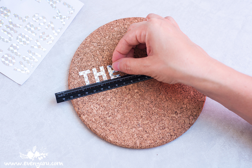 easy DIY typography cork clock