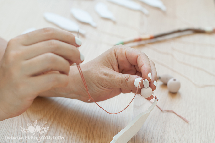 How to make your own feather mobile