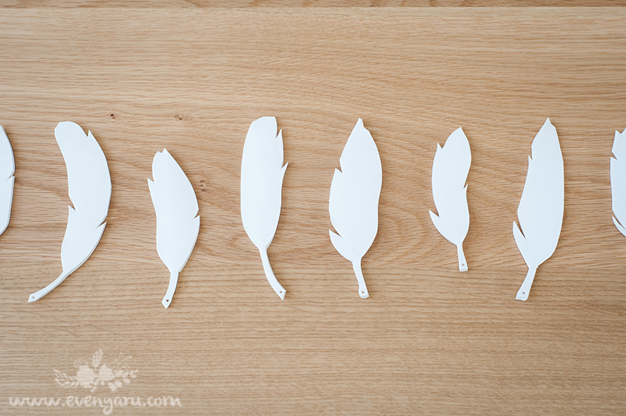 DIY Sculpy feathers mobile