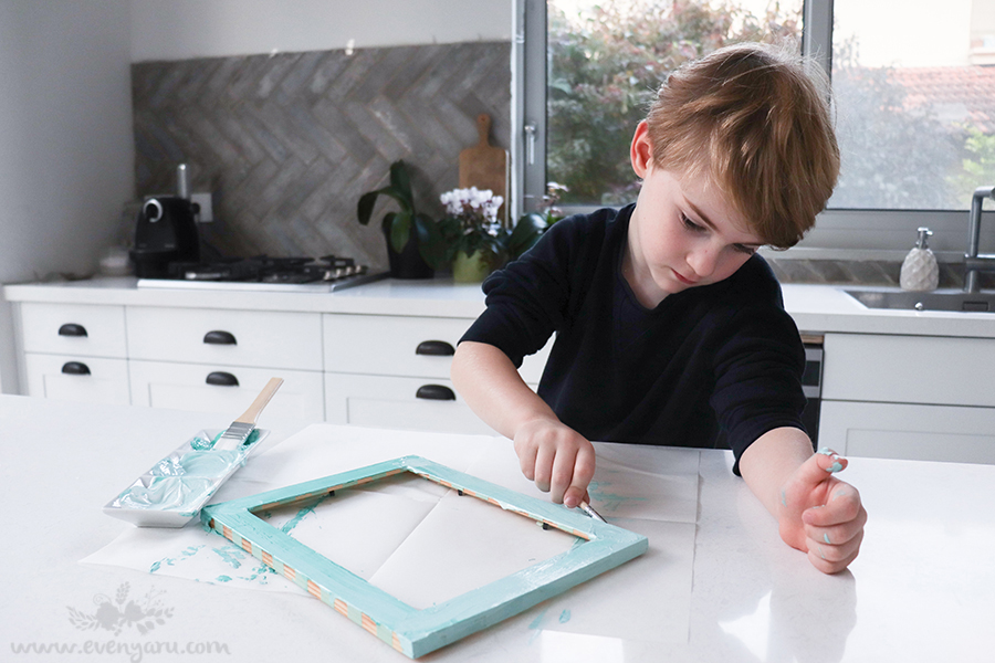 DIY מסגרת תמונה שיוצרים עם ילדים